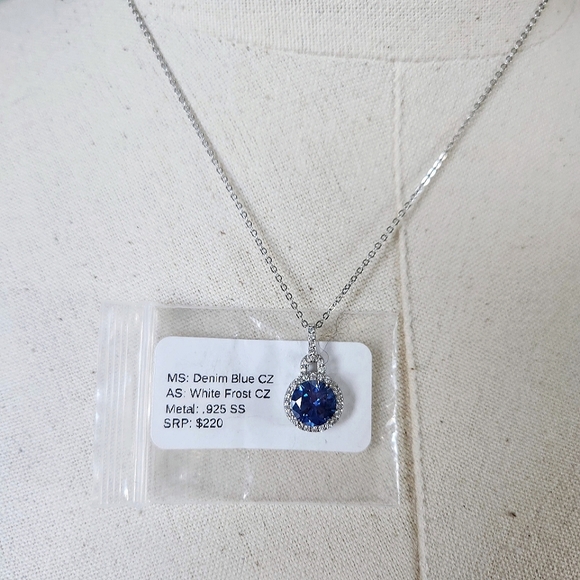 NWT Ryze White Denim Blue Cubic Zirconia .925 Sterling Silver Lock Necklace - Picture 8 of 9